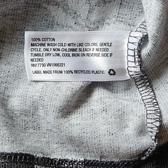 Hearth & Hand Pajama Set Womens M Gray Nordic Snowflake Henley Top & Joggers - Picture 14 of 15